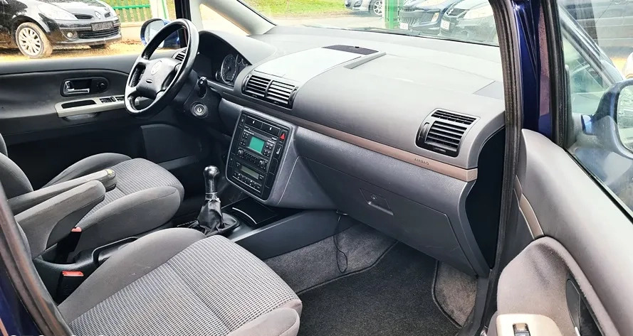Volkswagen Sharan cena 18700 przebieg: 224000, rok produkcji 2006 z Pruszków małe 742